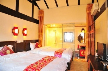 -- - A Natural Inn - Lijiang