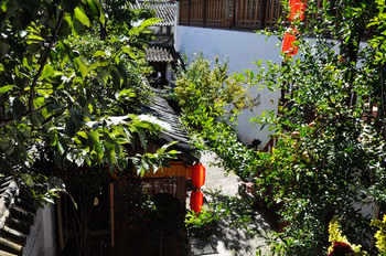 Hotel Grounds - Lijiang Zixin Court Inn