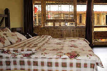 -- - Lijiang official court Inn 10