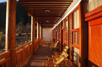  - Lijiang Lugu Lake Li water garden Inn