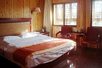 -- - Lijiang chin River Hotel