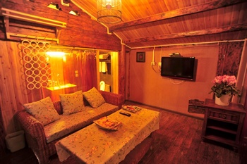  - Lijiang migration Inn