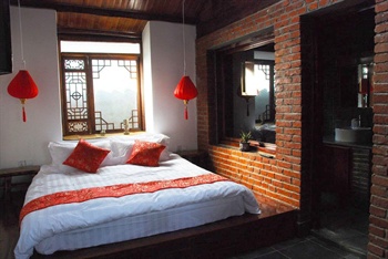  - Lijiang Lazy Tiger Inn