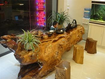  - Tengchong elegant orchid business Hotel