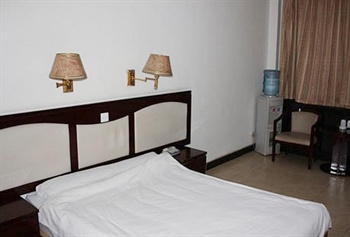  - Xi'an West Eight Road Hotel