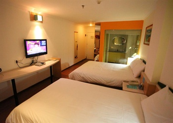  - Lifeking Business Hotel