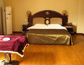 -- - Yilong Business Hotel