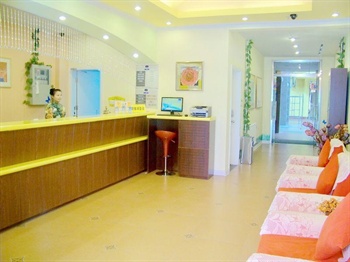  - Home Inn Weinan Dongfeng Street