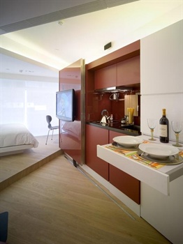  - V Causeway Bay Hotel