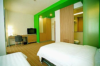 Guest Room - Master Inn 