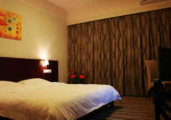 Guest Room - Beijing Renren Holiday Inn Jinbaiwan