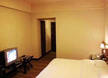 Guest Room - Beijing Renren Holiday Inn Jinbaiwan