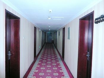 Corridor - Business Hotel Beijing in Saihanba