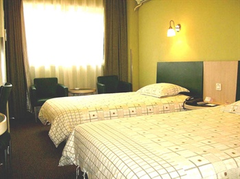  - Motel 168 (Shanghai Gonghexin Road)