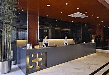 Reception Desk - Kingtown Hotel (Shanghai Hongmei Road)