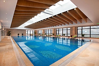 Swimming Pool - Holiday Inn Shanghai Jinxiu