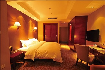  - Shanghai Baolong Thames Holiday Hotel 