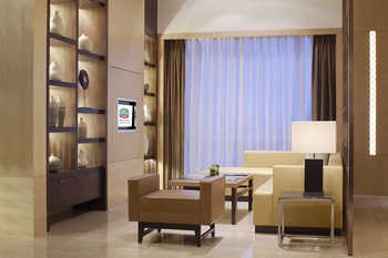 Executive Lounge - Courtyard by Marriott Shanghai Puxi Hotel 