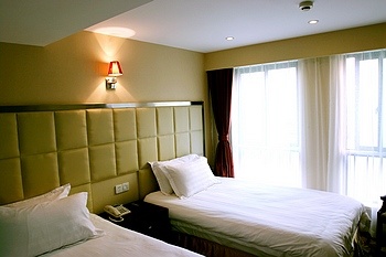 Guest Room - Lovebird Business Pudong Airport Hotel