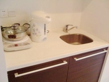 Kitchenette - Huijia Apartment Hotel (Shanghai Waitan) 