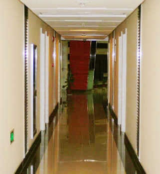 Corridor - Shanghai Jiman Hotel (Zhenbei Road)