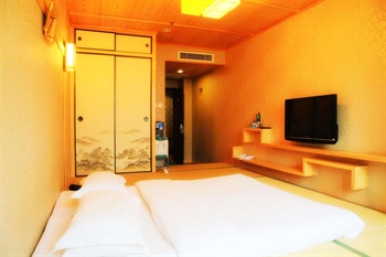  - Beijing Times Holiday Hotel