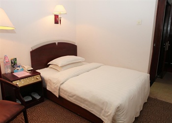  - Beijing Times Holiday Hotel