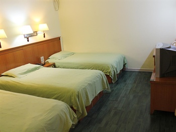  - Beijing Fuxing Holiday Hotel 