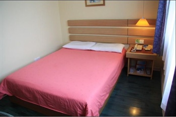  - Home Inn (Shanghai Tangqiao)