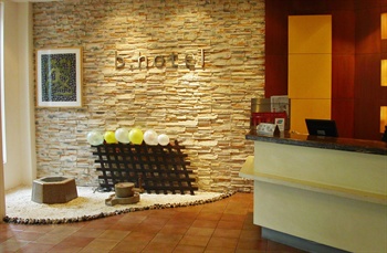  - Baolong Homelike Hotel(Shanghai Zhongshan)