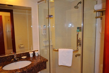  - Green Tree Inn (Jing`an Xinzha Road)