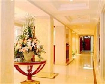  - Green Tree Inn (Jing`an Xinzha Road)