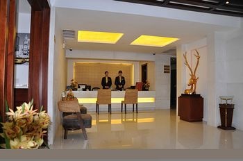 Reception Desk - Shanghai Yaguan Business Hotel