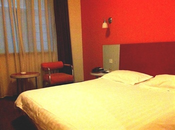  -  Motel 168 (Shanghai Jinling Road) 