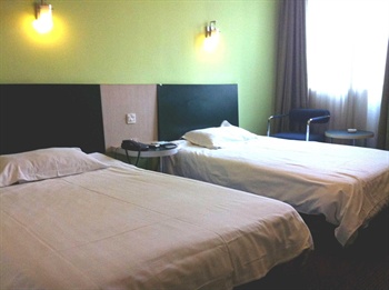  -  Motel 168 (Shanghai Jinling Road) 