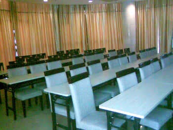 Meeting Room - Home Inns (Shanghai Hemei Minhang Gymnasium )