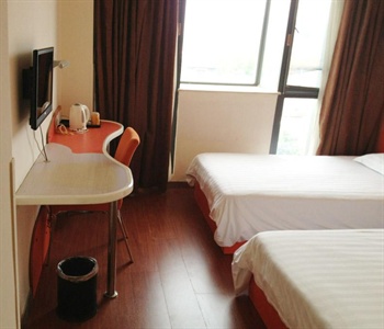  - Motel 168 (Shanghai Huinan Branch)