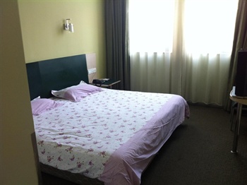  - Motel 168 Inn(Shanghai Tian Mu East Road)