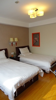 Deluxe Standard Room - China Best Value （Shanghai Dong Fang Road）