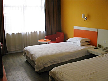 -- - Excellence Hotel  