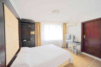 -- - Changchun Hotel - Dalian