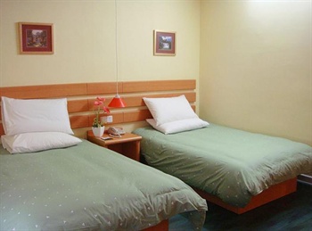  - Home Inn Shenyang Middle Street