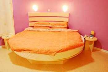 Romantic Round-bed Room - Star Moon Inn Changchun Jianshe - Changchun