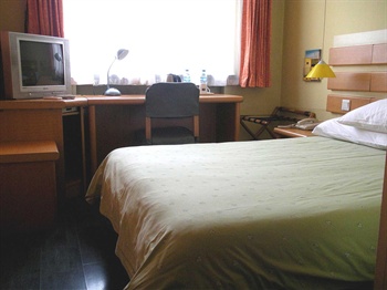  - Home Inn（Harbin Xianfeng Road)