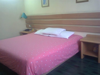  - Home Inn(Sanxiang Road)