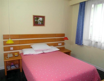  - Home Inn(Hangzhou Wulinguangchang Yanan Road)