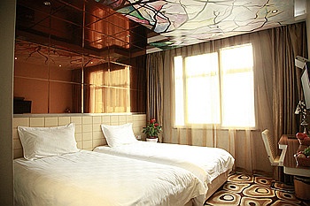 Guest Room - Hangzhou morna songs Art Songs