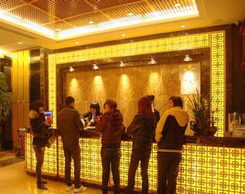 Reception Desk - Lanbowan Business Hotel - Yiwu