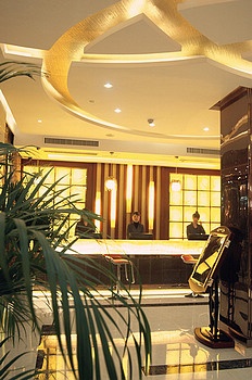 Reception Desk - Yunding Hotel - Yiwu