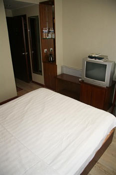  - Qingdao Yandu Hotel